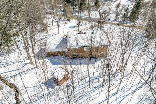 1274 Camel Lake Rd, House detached with 2 bedrooms, 2 bathrooms and 12 parking in Muskoka Lakes ON | Image 28