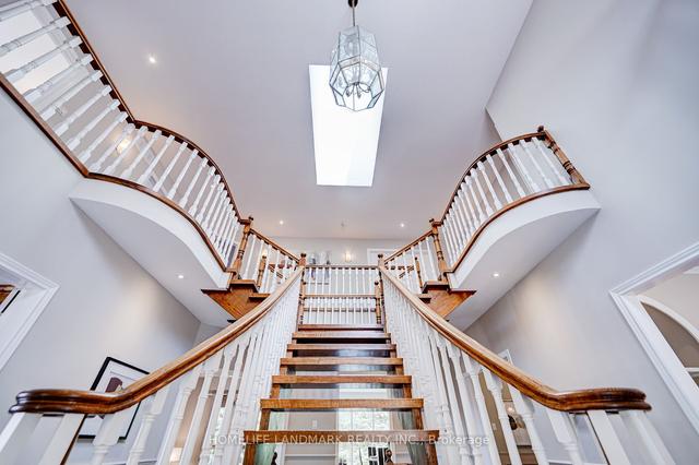 27 Manorcrest Dr, House detached with 5 bedrooms, 7 bathrooms and 9 parking in Toronto ON | Image 23