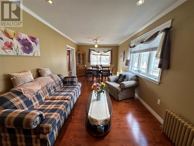 39 Crescent Heights, House detached with 2 bedrooms, 1 bathrooms and null parking in Grand Falls-Windsor NL | Image 10