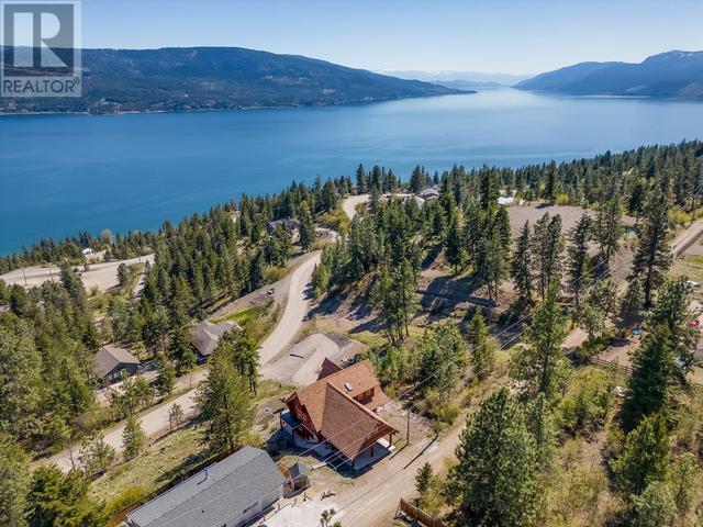 10404 Columbia Way, House detached with 4 bedrooms, 3 bathrooms and null parking in Central Okanagan West BC | Image 30