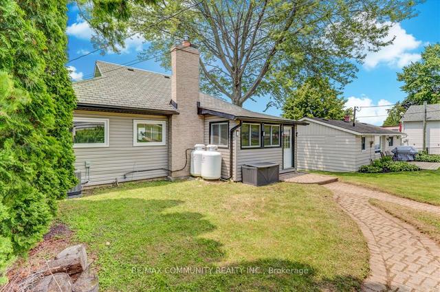 213 Snug Harbour Rd, House detached with 2 bedrooms, 2 bathrooms and 5 parking in Kawartha Lakes ON | Image 34