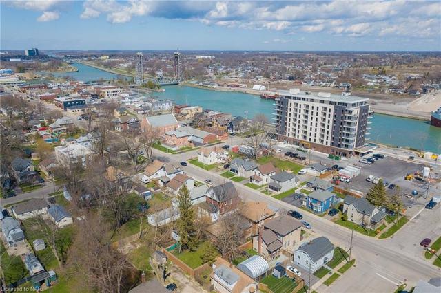 94 King Street, House detached with 6 bedrooms, 2 bathrooms and 4 parking in Port Colborne ON | Image 42