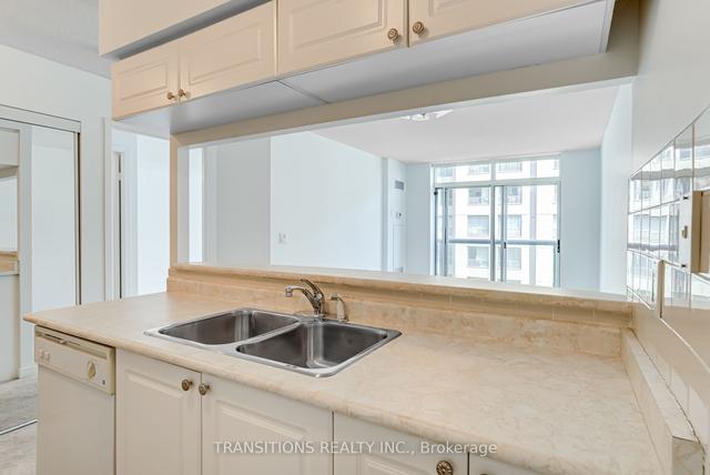 723 - 109 Front St E, Condo with 1 bedrooms, 1 bathrooms and 0 parking in Toronto ON | Image 8