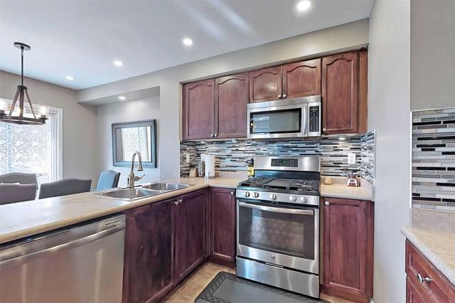 46 Conklin Dr, House semidetached with 4 bedrooms, 3 bathrooms and 3 parking in Brampton ON | Image 8