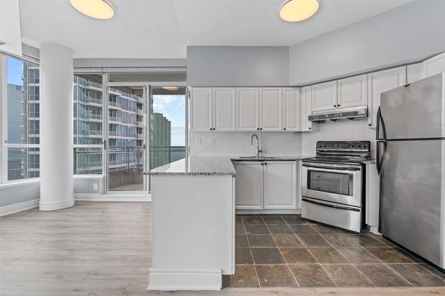 2502 - 228 Queens Quay West, Condo with 2 bedrooms, 2 bathrooms and 0 parking in Toronto ON | Image 21