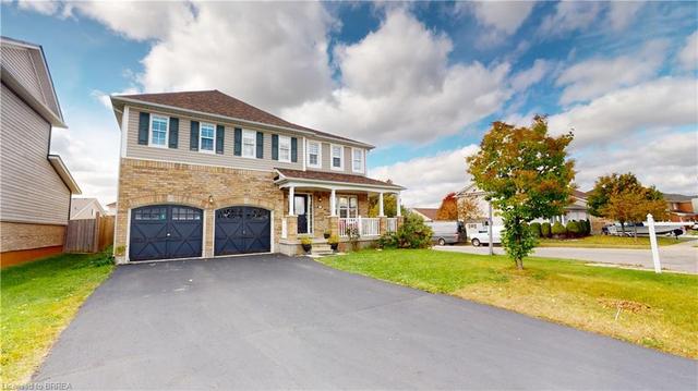 2 Mathews Court, House detached with 4 bedrooms, 3 bathrooms and 6 parking in Brantford ON | Image 12