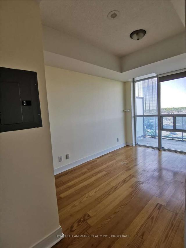 1001 - 80 Absolute Ave, Condo with 1 bedrooms, 2 bathrooms and 1 parking in Mississauga ON | Image 15