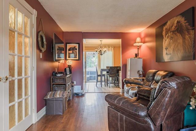 28 Barnstead Crt, House semidetached with 3 bedrooms, 2 bathrooms and 3 parking in Brampton ON | Image 26