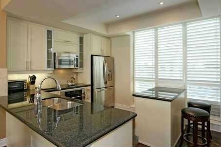 th#8 - 761 Bay St, Townhouse with 3 bedrooms, 3 bathrooms and 2 parking in Toronto ON | Image 4