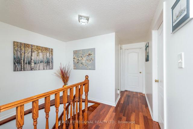 6 Beulah St, House detached with 4 bedrooms, 3 bathrooms and 5 parking in Toronto ON | Image 10
