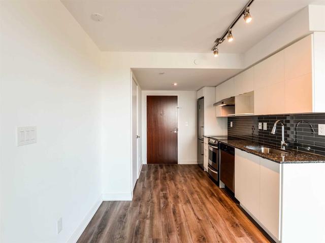 1201 - 160 Flemington Rd, Condo with 2 bedrooms, 1 bathrooms and 1 parking in Toronto ON | Image 19