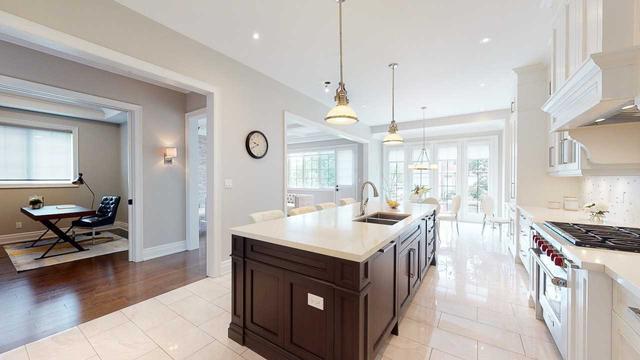 116 Frontenac Ave, House detached with 5 bedrooms, 5 bathrooms and 6 parking in Toronto ON | Image 38