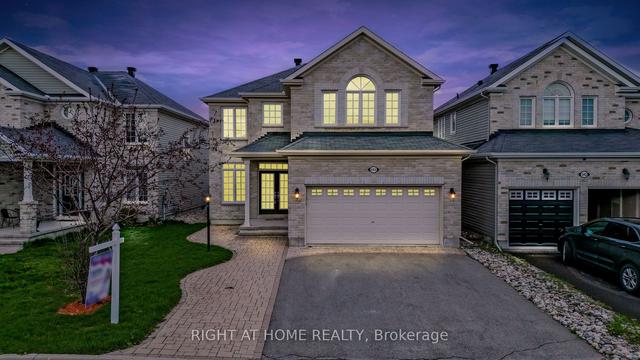 541 Carina Cres, House detached with 4 bedrooms, 4 bathrooms and 5 parking in Ottawa ON | Image 1