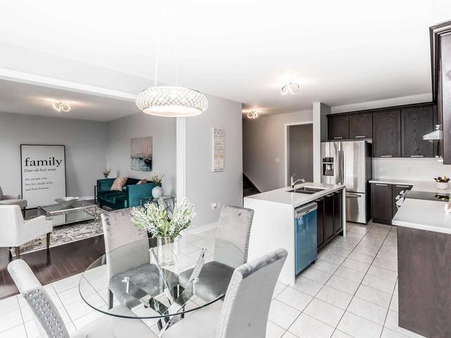 27 Zanetta Cres, House detached with 4 bedrooms, 4 bathrooms and 6 parking in Brampton ON | Image 7