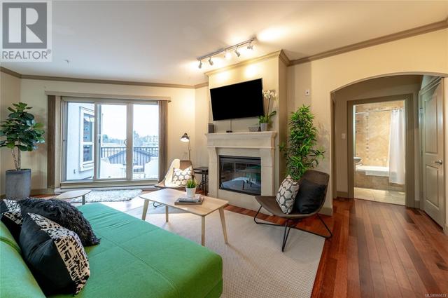 310 - 1642 Mckenzie Ave, Condo with 2 bedrooms, 2 bathrooms and 1 parking in Saanich BC | Image 6