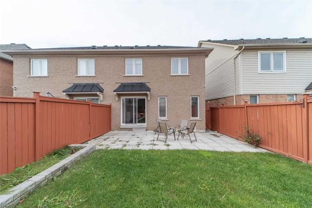 70 Tansley Cres, House semidetached with 3 bedrooms, 3 bathrooms and 3 parking in Ajax ON | Image 32