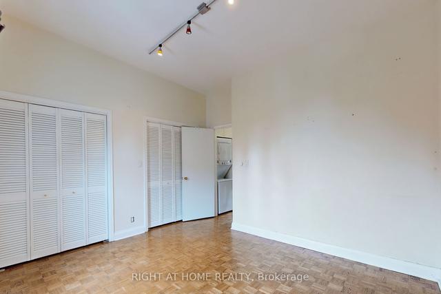 394 King St E, House attached with 2 bedrooms, 3 bathrooms and 0 parking in Toronto ON | Image 28