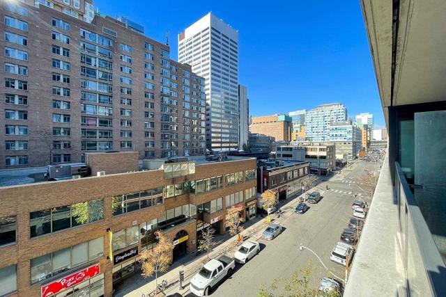 715 - 111 Elizabeth St, Condo with 1 bedrooms, 1 bathrooms and 0 parking in Toronto ON | Image 21