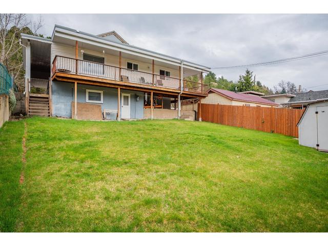 2062 Eighth Avenue, House detached with 3 bedrooms, 2 bathrooms and null parking in Trail BC | Image 29