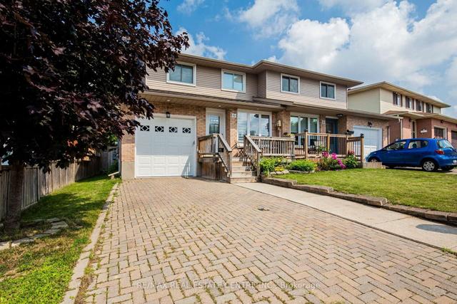 8 Marcon Crt, House semidetached with 3 bedrooms, 2 bathrooms and 4 parking in Kitchener ON | Image 23