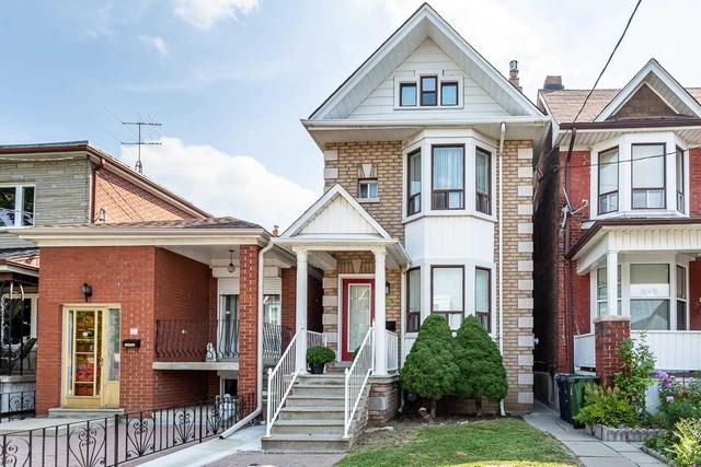 1187 Dovercourt Rd, House detached with 4 bedrooms, 2 bathrooms and 2 parking in Toronto ON | Image 12