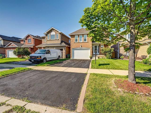 1018 Fernandez Dr, House detached with 3 bedrooms, 3 bathrooms and 4 parking in Mississauga ON | Image 1
