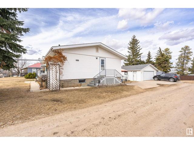 5012 55 Av, House detached with 3 bedrooms, 1 bathrooms and null parking in Tofield AB | Image 38