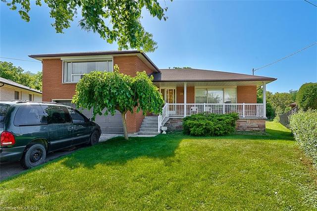 31 Islay Court, House detached with 4 bedrooms, 2 bathrooms and 6 parking in Toronto ON | Image 15