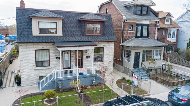 37 Essex St, House semidetached with 3 bedrooms, 3 bathrooms and 1 parking in Toronto ON | Image 26