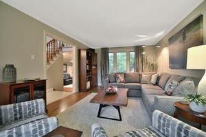 365 Lynn Pl, House detached with 3 bedrooms, 3 bathrooms and 4 parking in Oakville ON | Image 7