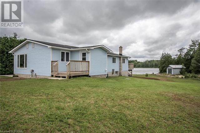 122 Lake Drive, House detached with 4 bedrooms, 2 bathrooms and null parking in West Grey ON | Image 2