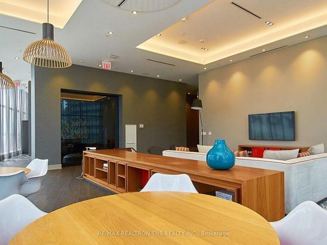 1502 - 10 York St, Condo with 1 bedrooms, 1 bathrooms and 0 parking in Toronto ON | Image 10