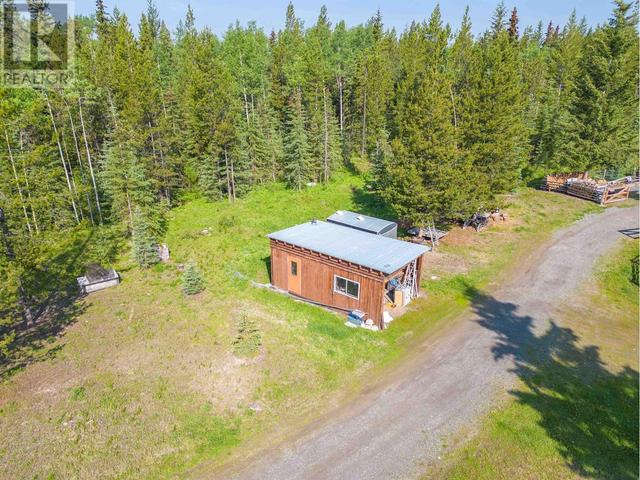 2875 Spout Lake Road, House detached with 2 bedrooms, 2 bathrooms and null parking in Cariboo G BC | Image 31