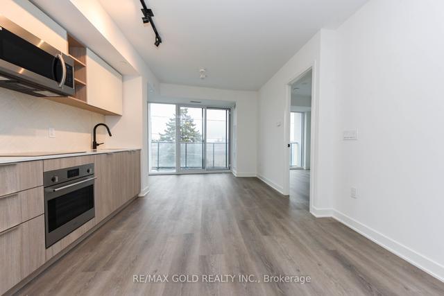 420 - 36 Zorra St N, Condo with 2 bedrooms, 2 bathrooms and 1 parking in Toronto ON | Image 4