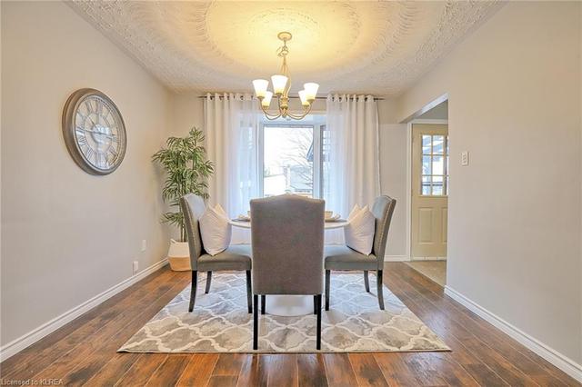 223 William Street N, House detached with 3 bedrooms, 1 bathrooms and null parking in Kawartha Lakes ON | Image 4