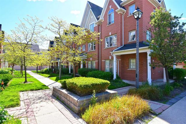 02 - 129 Tenth St, Townhouse with 3 bedrooms, 2 bathrooms and 2 parking in Toronto ON | Image 12