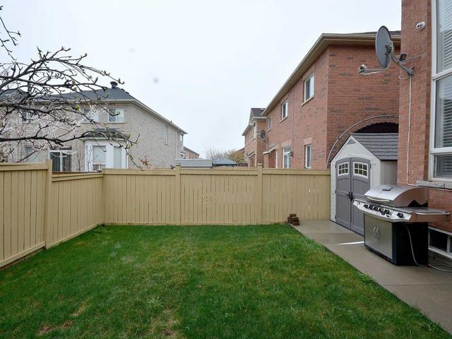 112 Stoneylake Ave, House detached with 3 bedrooms, 4 bathrooms and 6 parking in Brampton ON | Image 35
