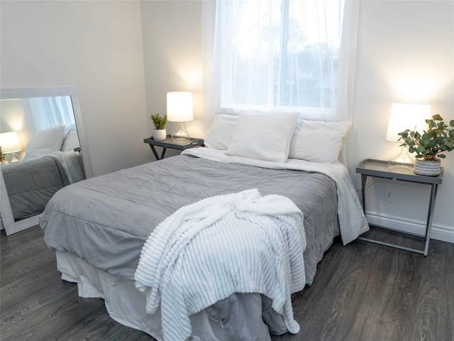 152 Olive Ave, House attached with 2 bedrooms, 1 bathrooms and 0 parking in Oshawa ON | Image 8