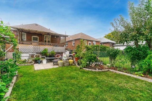 941 Islington Ave, House detached with 2 bedrooms, 1 bathrooms and 4 parking in Toronto ON | Image 31