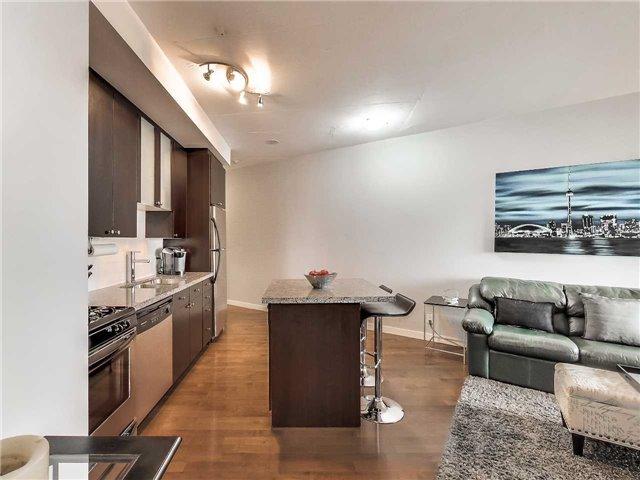 lph1 - 1 Shaw St, Condo with 1 bedrooms, 1 bathrooms and 1 parking in Toronto ON | Image 5