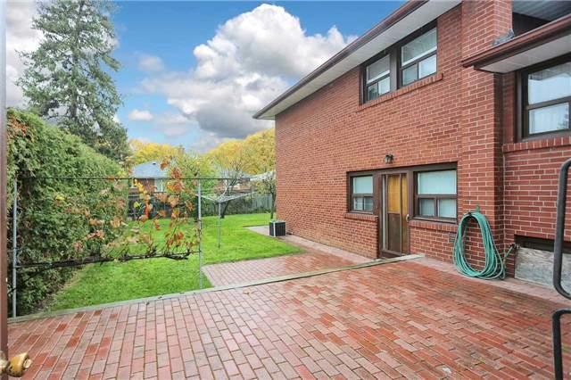 27 Hartsdale Dr, House detached with 3 bedrooms, 3 bathrooms and 4 parking in Toronto ON | Image 19