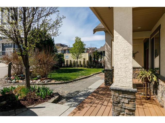 1132 Steele Court, House detached with 3 bedrooms, 3 bathrooms and 2 parking in Kelowna BC | Image 10