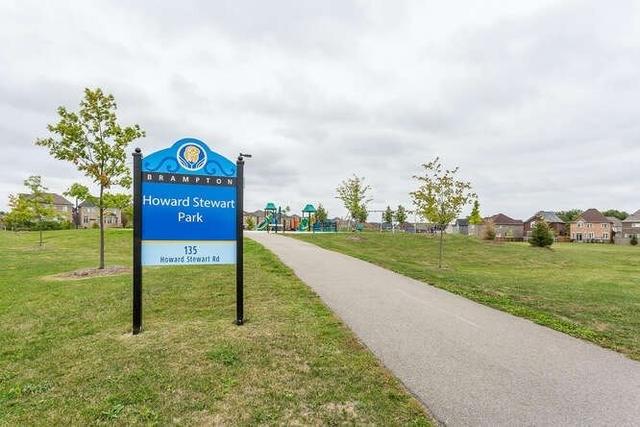 13 - 1 Beckenrose Crt, Townhouse with 2 bedrooms, 3 bathrooms and 2 parking in Brampton ON | Image 9