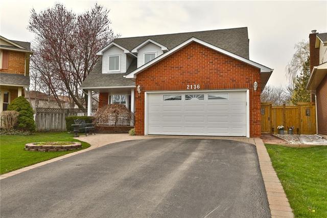 2136 Chrisdon Road, House detached with 4 bedrooms, 2 bathrooms and 4 parking in Burlington ON | Image 2