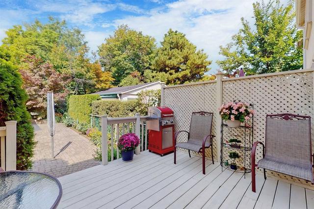 556 Davisville Ave, House detached with 3 bedrooms, 2 bathrooms and 2 parking in Toronto ON | Image 17