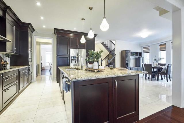 525 Cliffview Rd, House detached with 4 bedrooms, 6 bathrooms and 5 parking in Pickering ON | Image 7