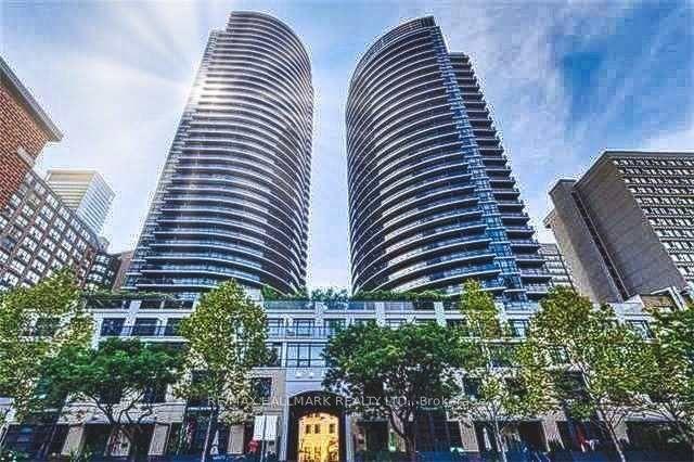 1104 - 25 Carlton St, Condo with 2 bedrooms, 2 bathrooms and 1 parking in Toronto ON | Image 1