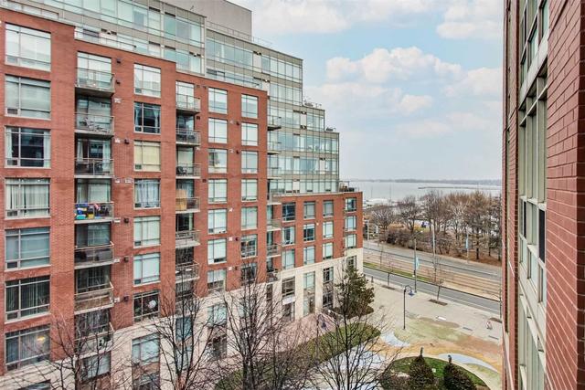 725 - 550 Queens Quay W, Condo with 2 bedrooms, 2 bathrooms and 1 parking in Toronto ON | Image 26