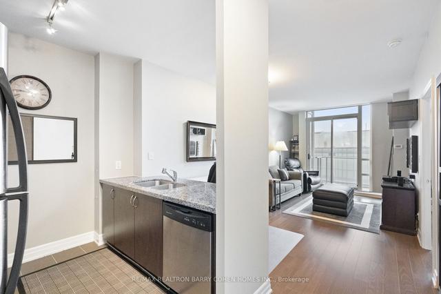 2102 - 500 St Clair Ave W, Condo with 1 bedrooms, 1 bathrooms and 1 parking in Toronto ON | Image 19