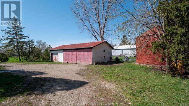 8025 Disputed, Home with 0 bedrooms, 0 bathrooms and null parking in LaSalle ON | Image 12